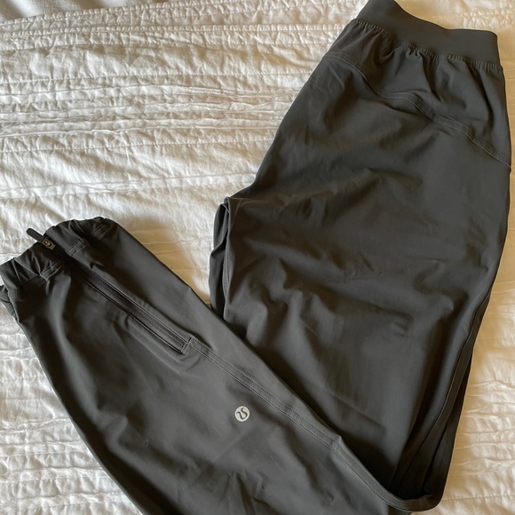 adapted state jogger